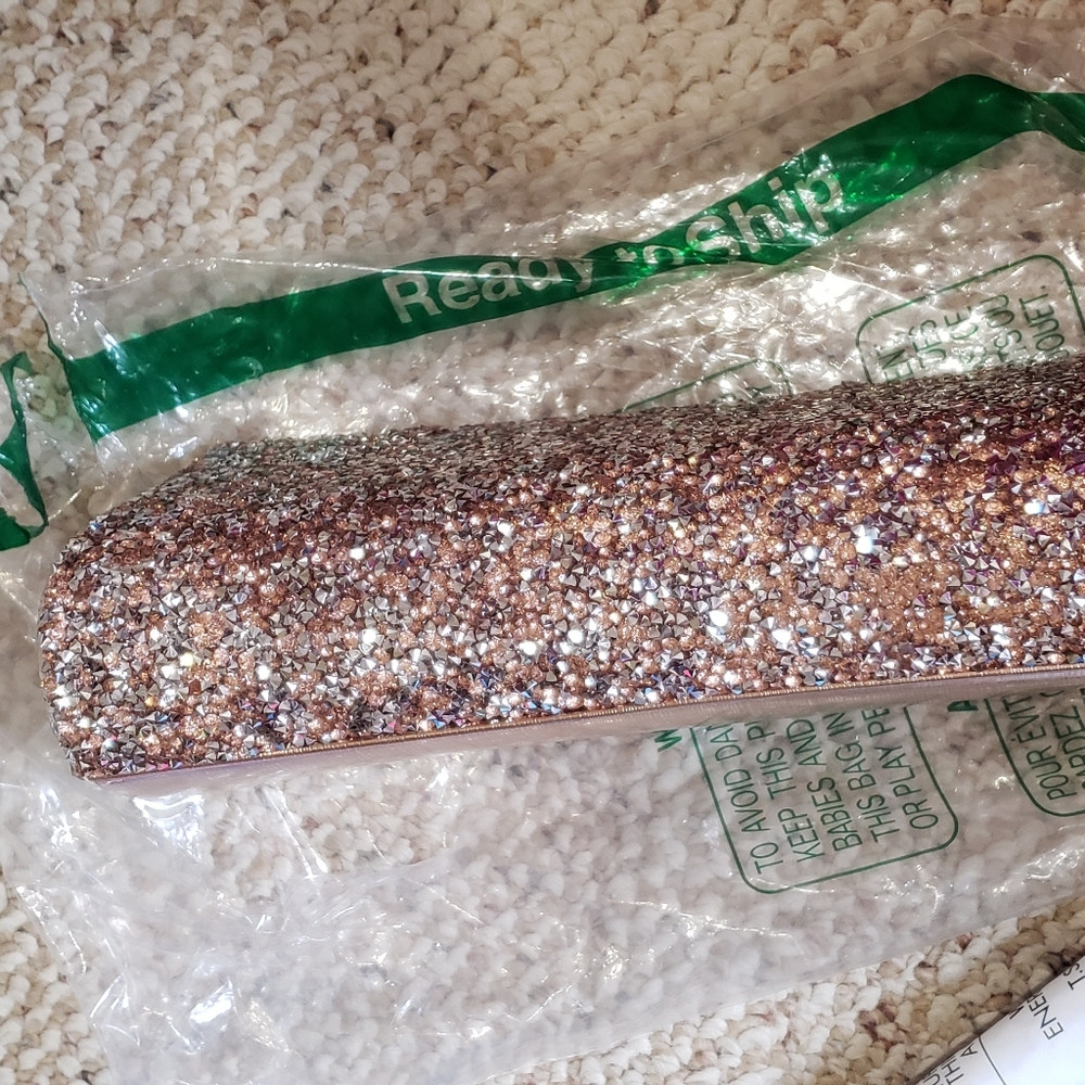 Metallic glitter rose gold purse - Picture 8 of 9